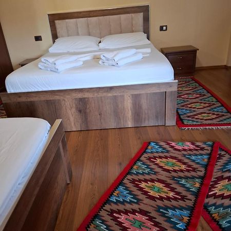 Vila Haznedari-City Center Berat Extérieur photo